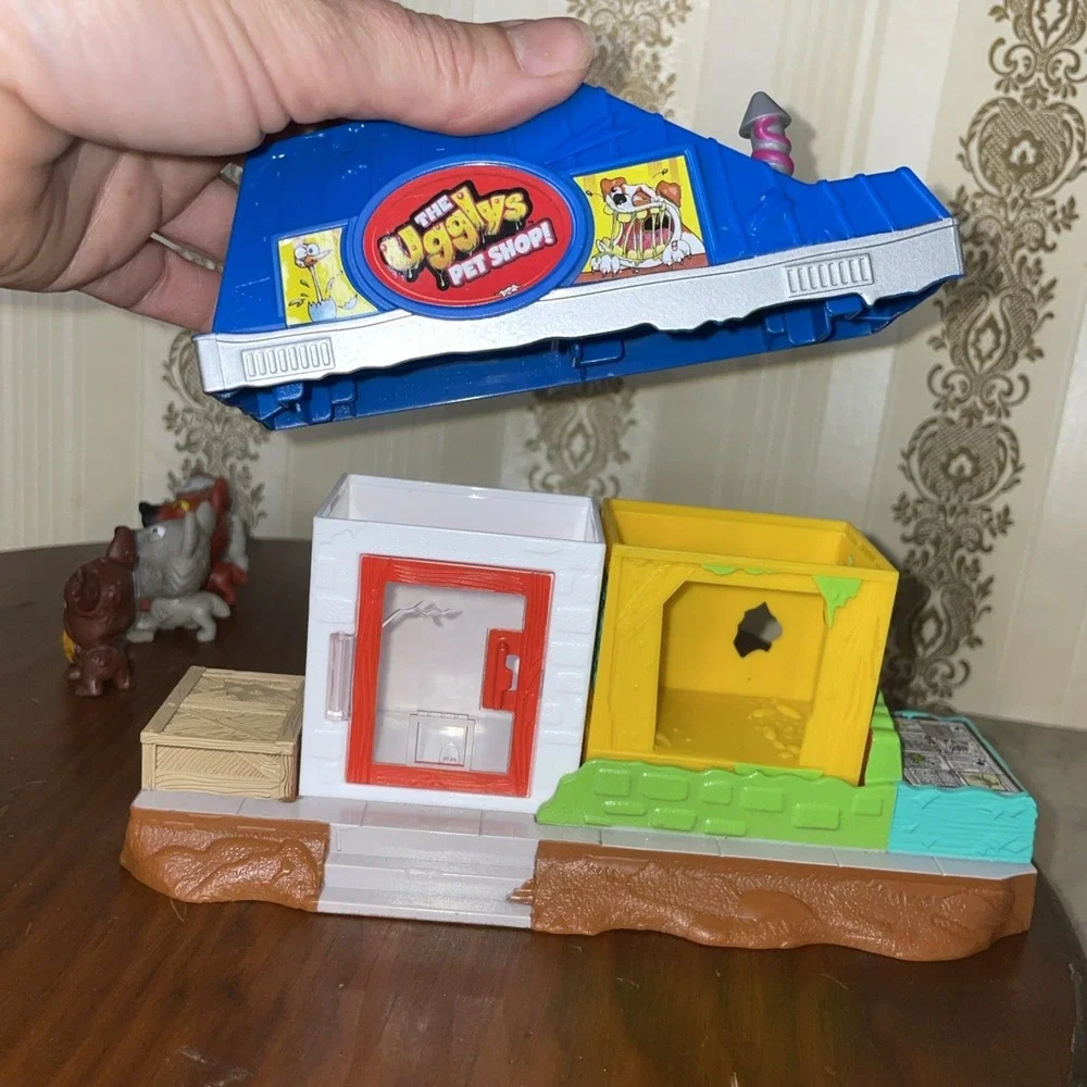 The Ugglys Pet Resort And Lots Of Figures | Glow Series 1 & 2 | Sounds‎ Works
